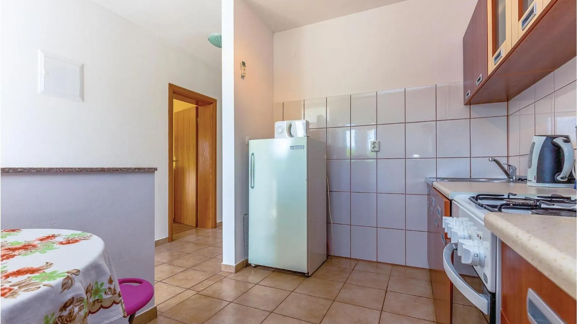 2 Bedroom Awesome Apartment In Grizane